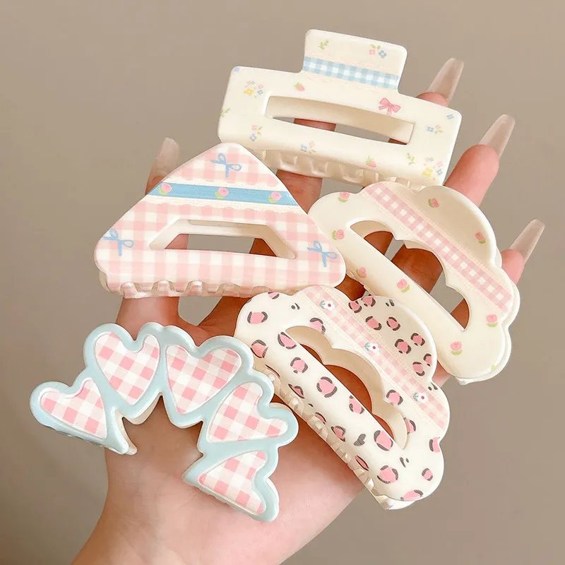 Kawaii Floral Print Hair Claw Clip for Women – Cute Summer Claw Clips for Thick Hair, Strong Hold Hair Accessories for Back-of-Head Bun & Updo Hairstyles